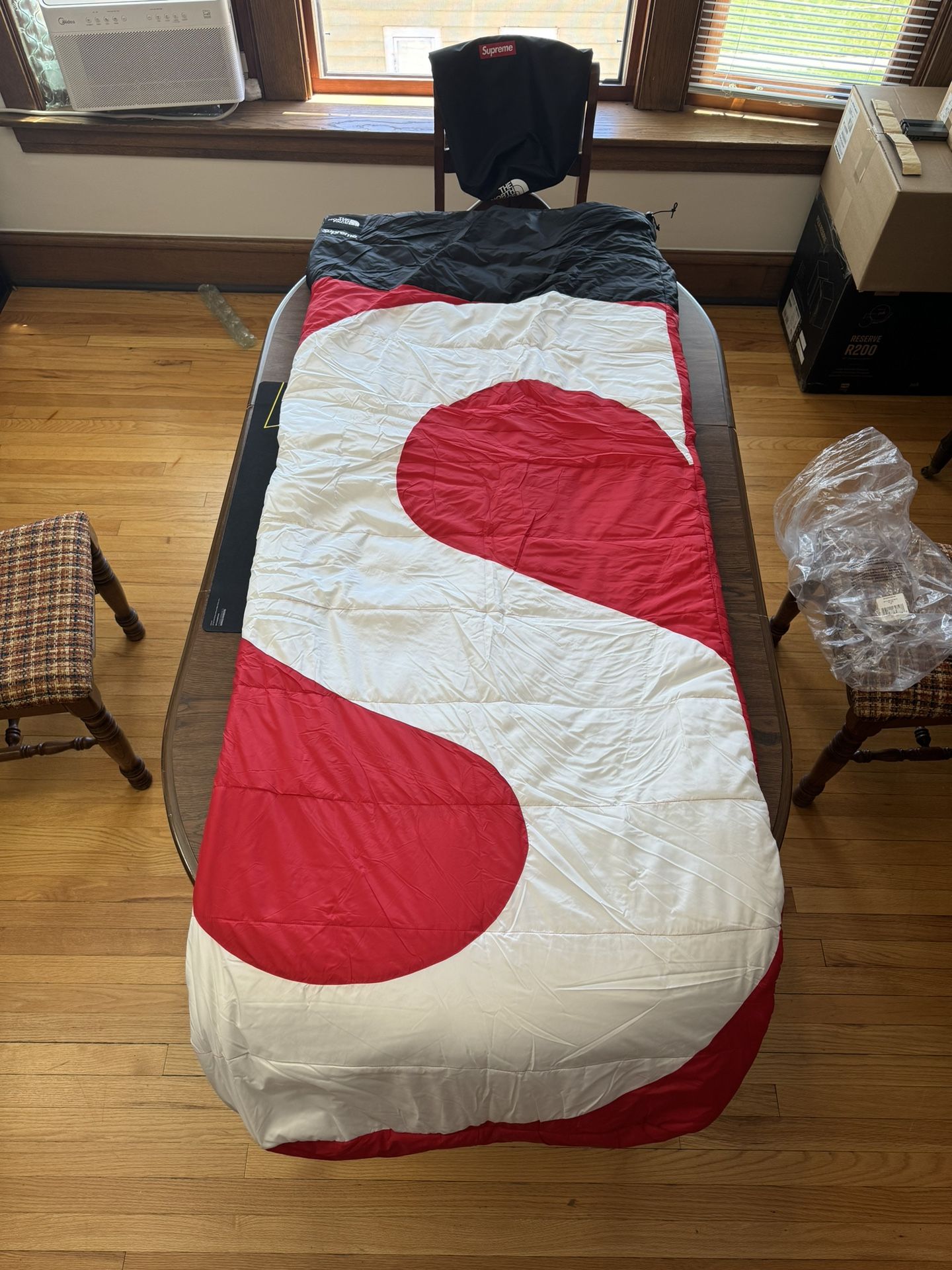 Supreme TNF Dolomite S Logo Sleeping Bag Red Brand New