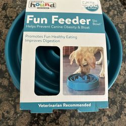 FUN FEEDER Helps Prevent Canine Obesity & Bloat 