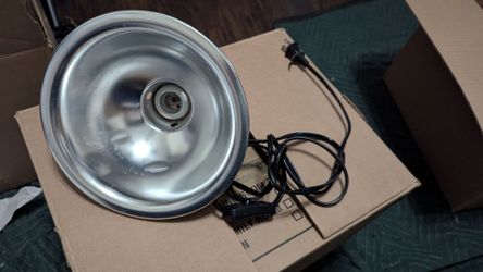 Heat lamp for reptiles