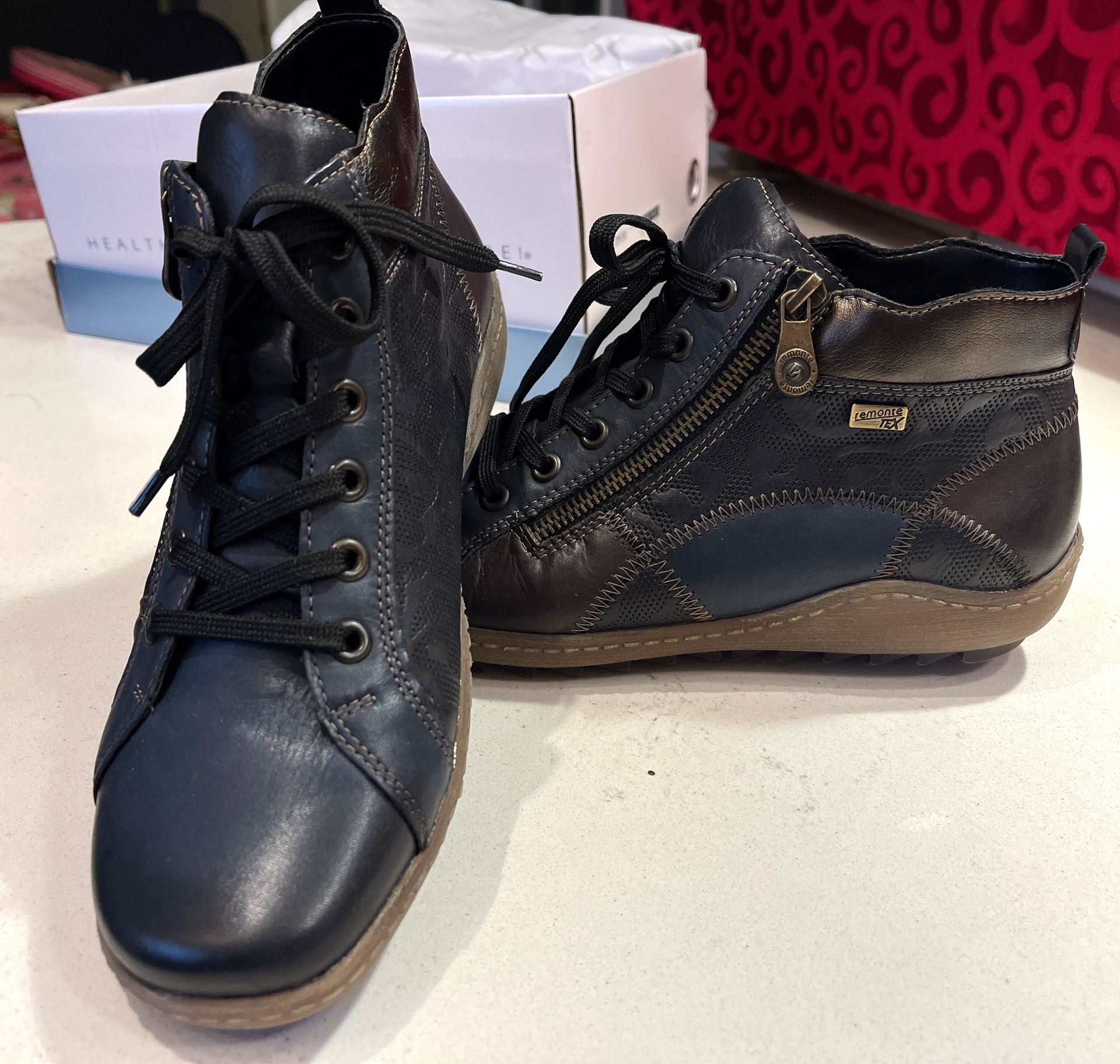 Remonte High Tops, size 7.5