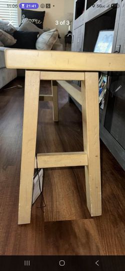 Wood bench