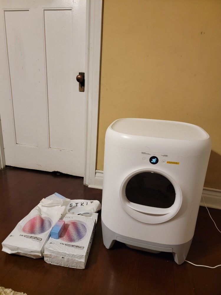 Petkit Purax Robot Self-cleaning Cat Litter Box