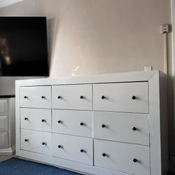 White Dresser, 9 Drawers, Item Width (66”) FREE DELIVERY 