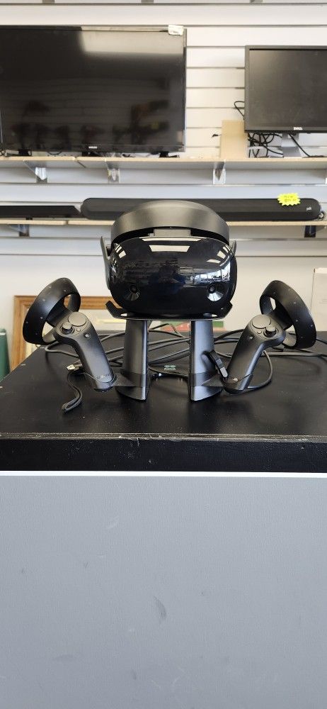 Samsung Odyssey+ Windows Mixed Reality Headset W/ 2 Controllers