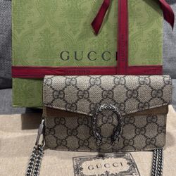 Gucci Crossbody 
