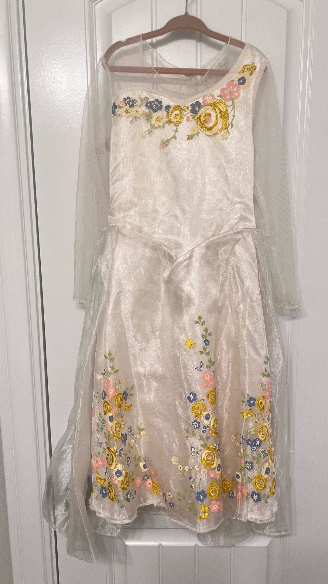 Disney Cinderella live action movie wedding costume dress with floral embroidery