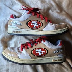 SUPER RARE SF SAN FRANCISCO 49ERS MENS REEBOK  SIZE 8 1/2  SHOES