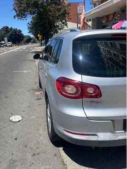 2010 Volkswagen Tiguan