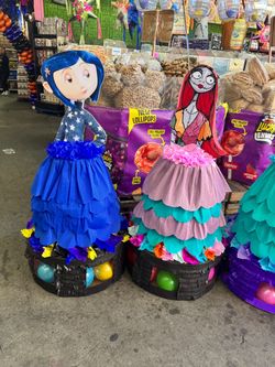 Coraline and sally from nightmare before Christmas dress style pinata with balls