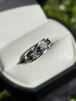 Jewelry 10k solid white gold sapphire diamonds 0.8CTW ring sz 7.00