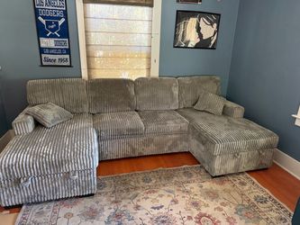 Sectional couch with double chaise