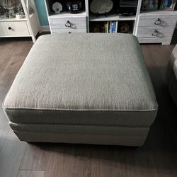 Furniture Ottoman Cocktail Table