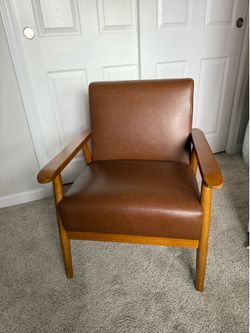 Accent chair