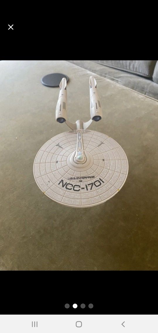 Star Trek Movie With Collectors Case.