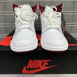 Nike Air Jordan 1 Hi 85 Metallic Burgundy - Size 12