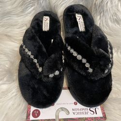 new women sliper size 9 pick up at timber dr garner