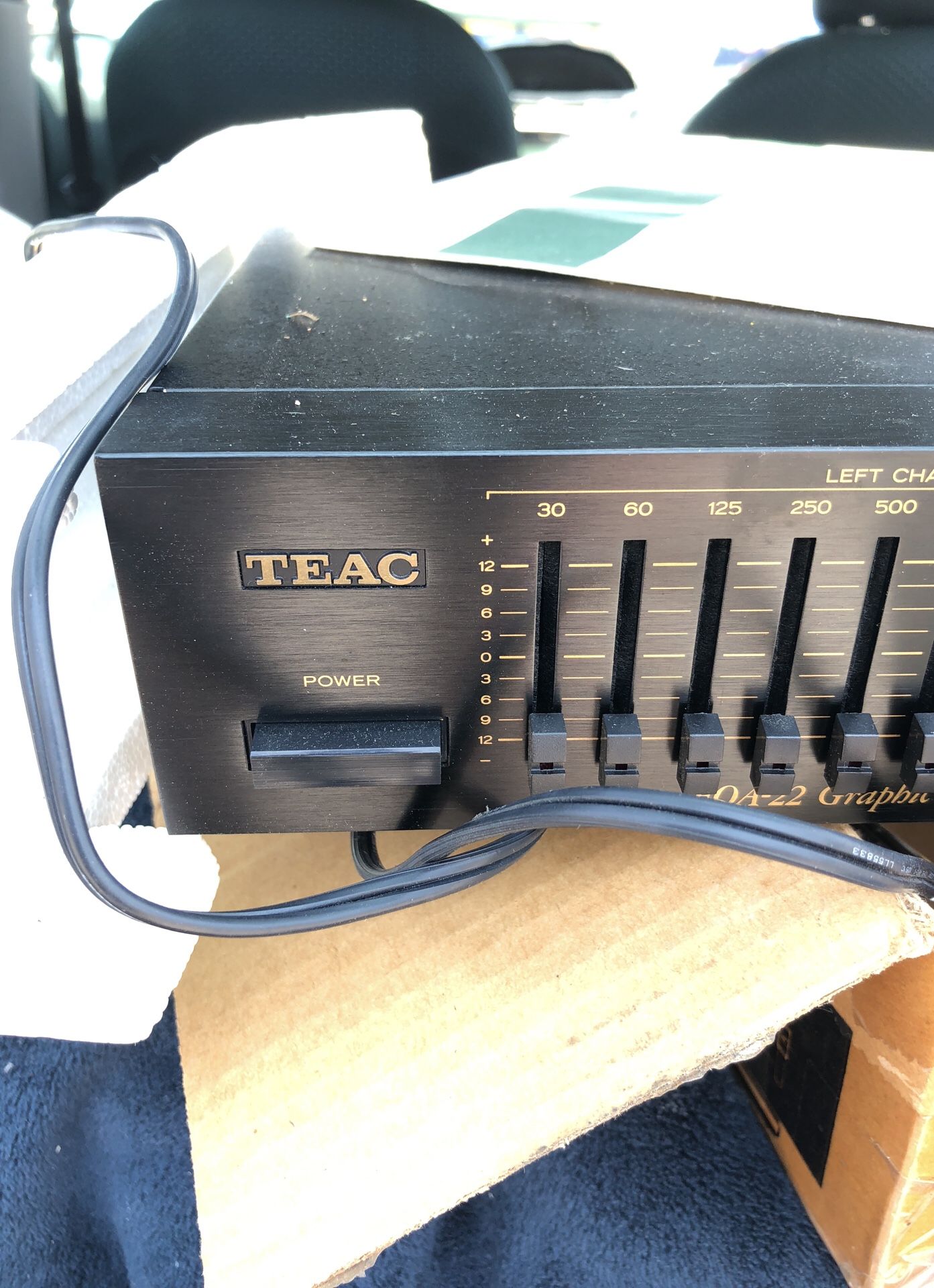 TEAC EQA-22, 10 band graphic equalizer