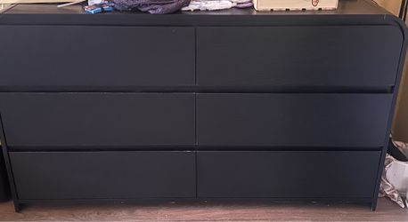 Black Dresser