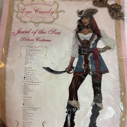 Women’s Pirate Costume 