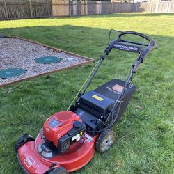 Toro recycler with electric start