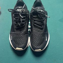 Nike 270