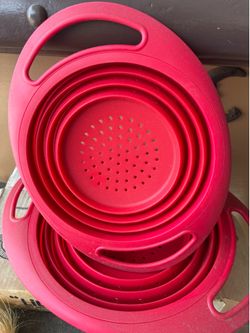 Rubber strainer bowls