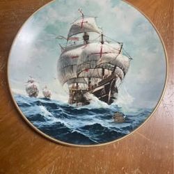 Porcelain Plate Commemorates Columbus Discovering America 