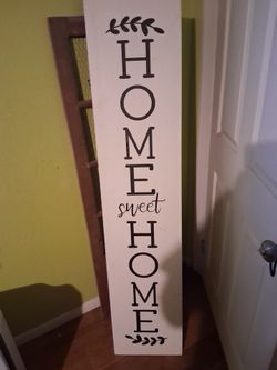 HOME SWEET HOME sign