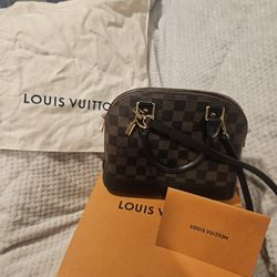 Louis Vuitton Purse