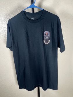 No face or case T-shirt