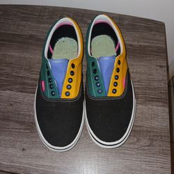  :  VANS  OFF THE WALL   SIZE  11