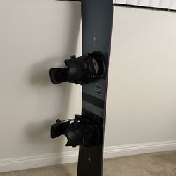 Snowboard 140cm Flow w/ Bindings – Ready to Ride