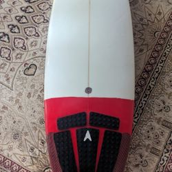 Evolved Surfboard W/ Futures Fins