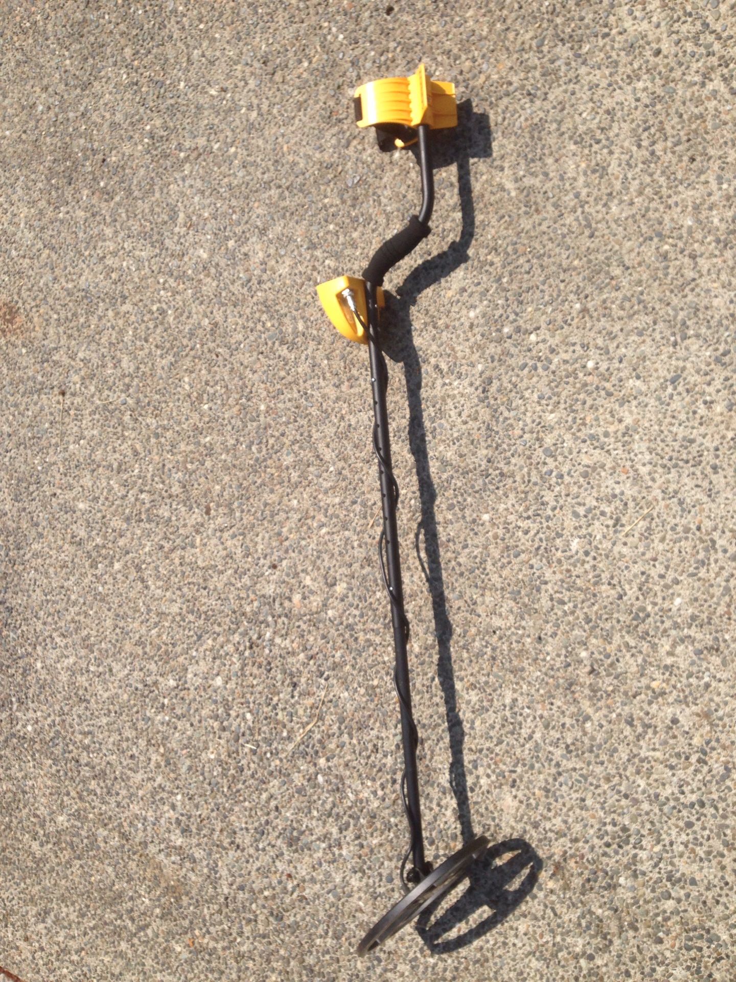 Garrett Ace 350 metal detector