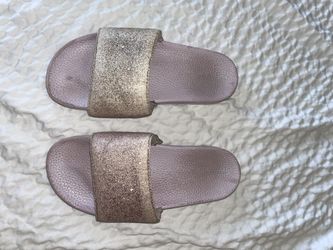 Girls Size 3/4 Old Navy Slide