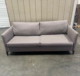 Crate & Barrel Sofa Deep Seating sofa