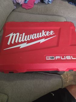 Milwaukee Hard Box