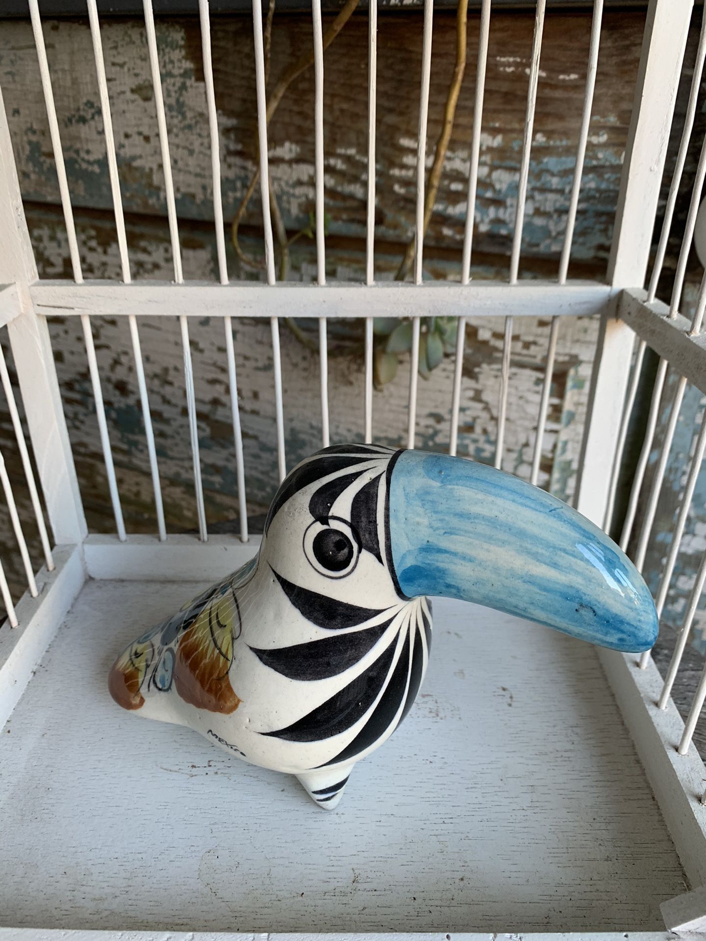 8” Mexican Clay Pottery Toucan Bird