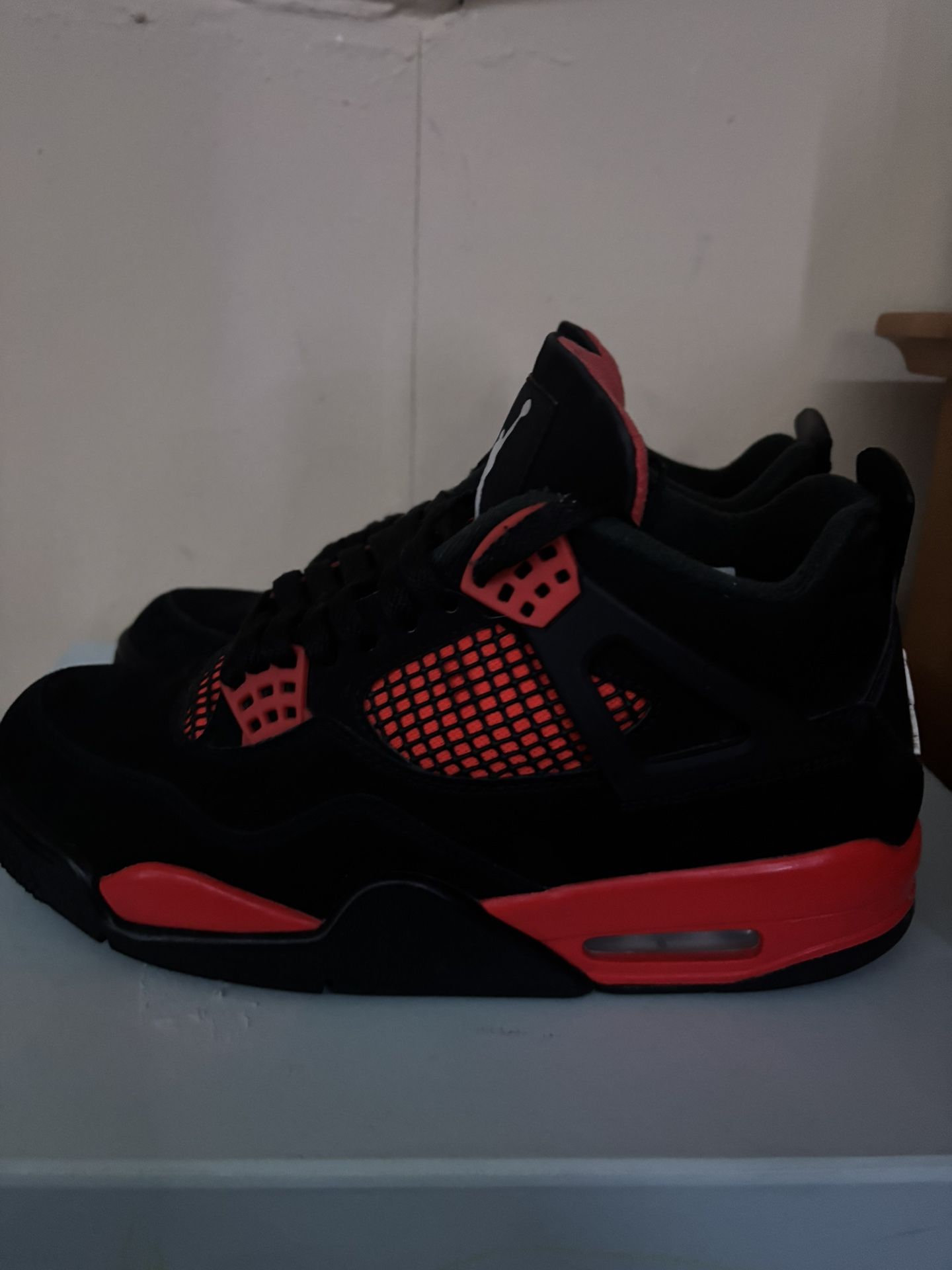 Jordan 4 Red Thunder 