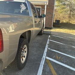 07 Chevy Silverado 