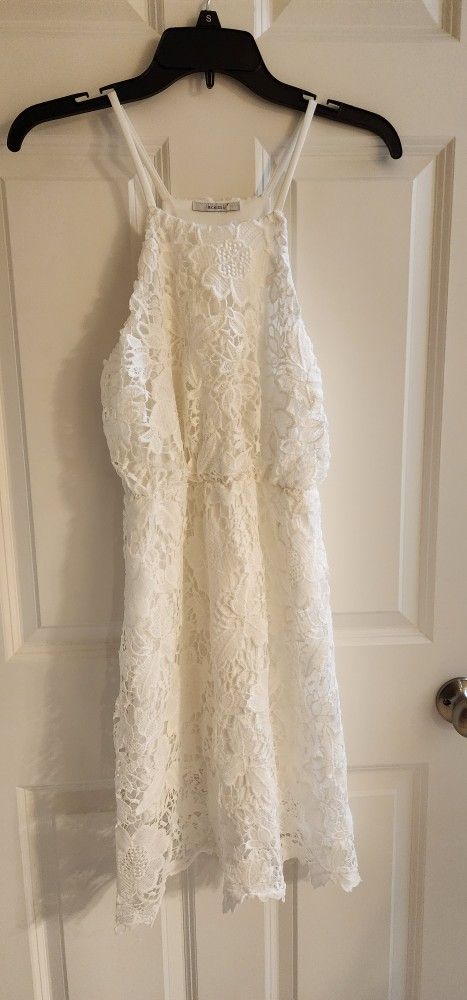 Beautiful Lacey Dress Excellent Condition 
