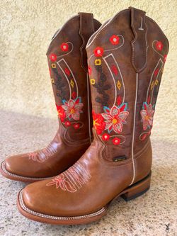 Cowboy boots / Botas vaqueras