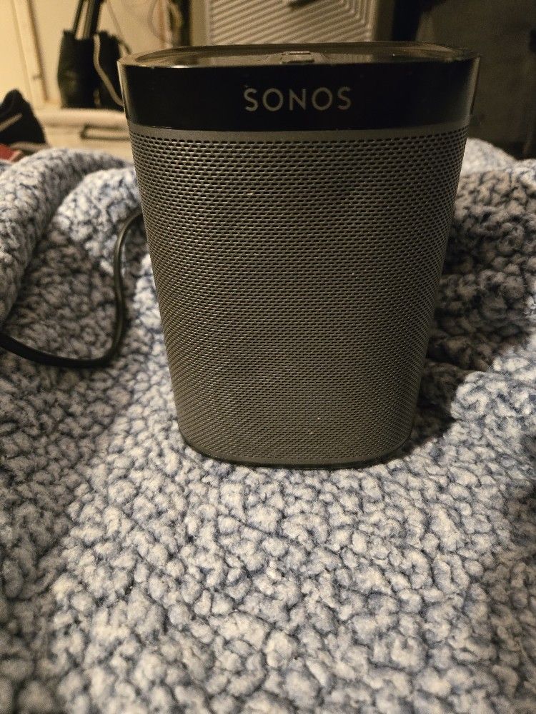 Pre-Owned Sonos PLAY:1 Compact Smart Speaker for Streaming Music, Black