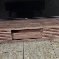 Tv Stand And Coffee Table 