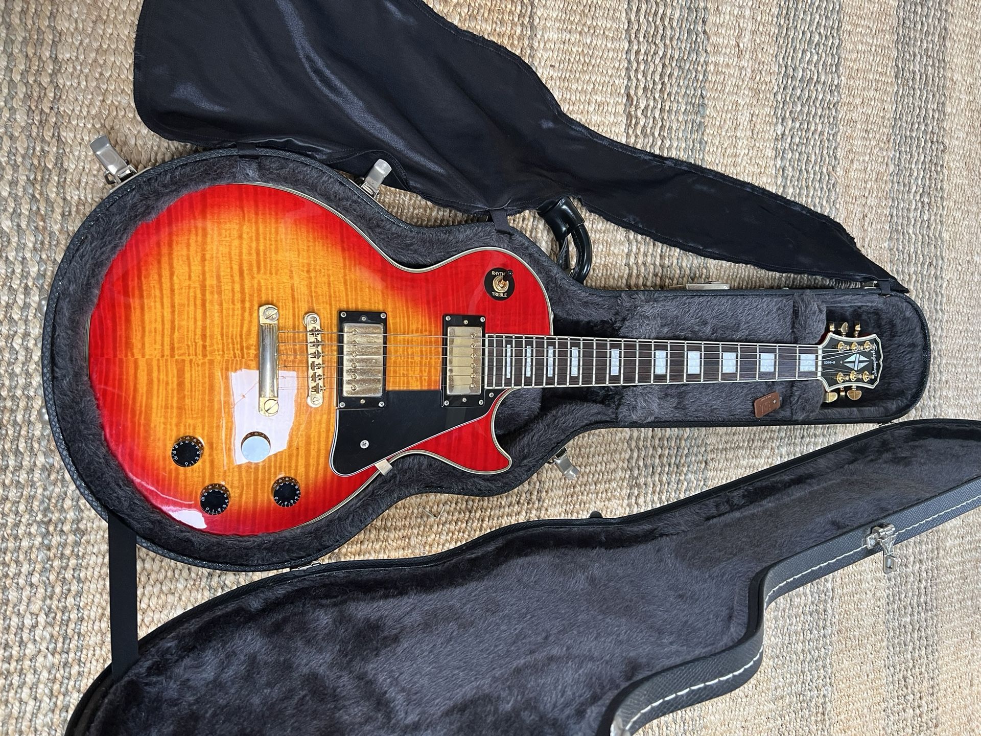 Epiphone Les Paul Custom 2004 MIK Cherry Burst Maple - Korean
