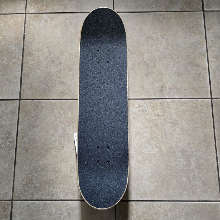 SANTA CRUZ SKATEBOARD SIZE 8.25