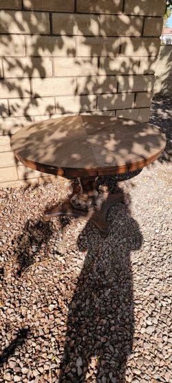 Round Wood Dining Table