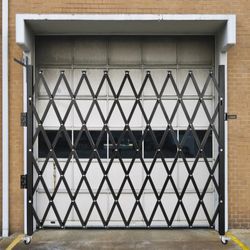 7 ft (W) x 7 ft. (H) Black Steel Folding Accordian Security Gate  / Rolling Barricade / Fence / Barrier [NEW]  **Retails for $164