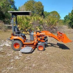 Kubota BX 2680 Subcompact 4X4