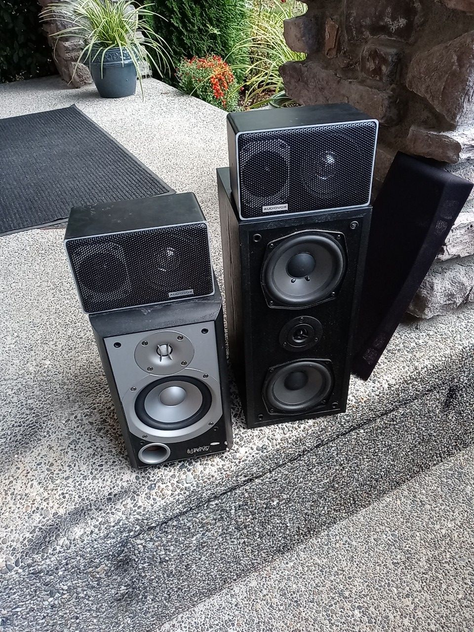 INFINITY. AUDIOVOX. ONKYO. SPEAKERS.